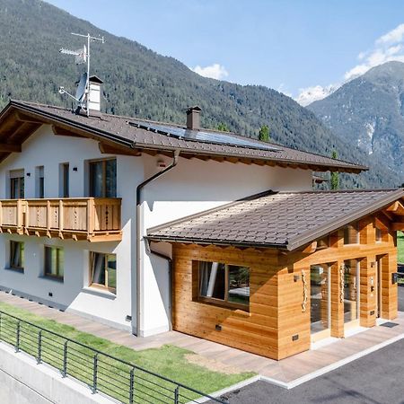 Fulun Mountain Lodge Giustino Екстер'єр фото